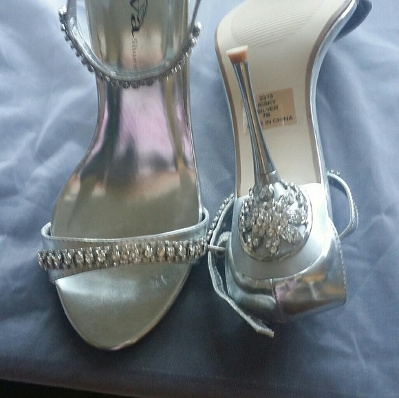 Lava shoes - Picture 2 of 5